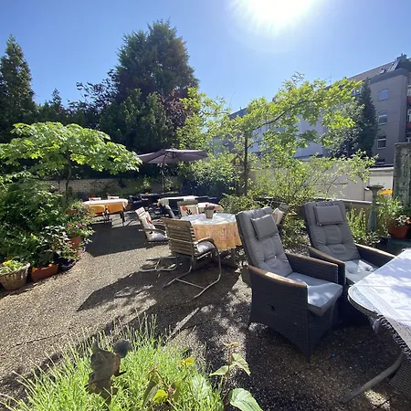 Cascade Superior Hotel