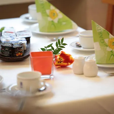 Cascade Superior Hotel Düsseldorf