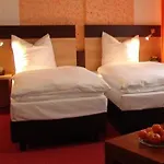 Otel Cascade Superior Düsseldorf