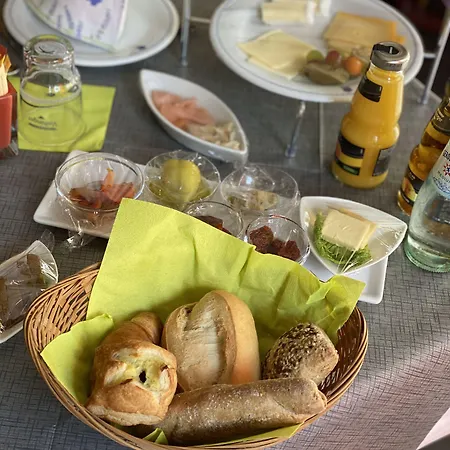 Cascade Superior Hotel Düsseldorf