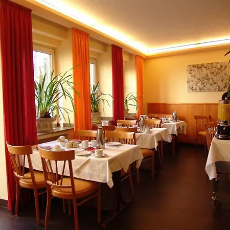 Cascade Superior Hotel Düsseldorf