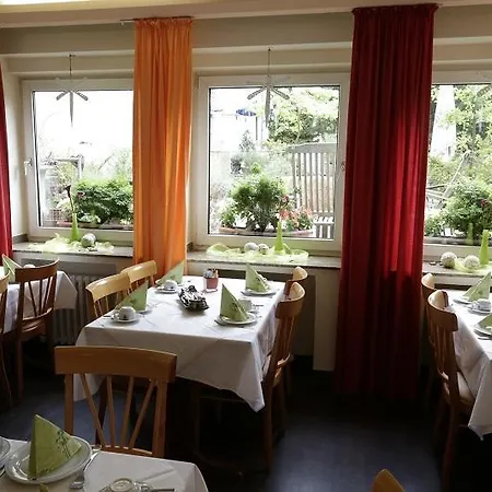 Hotell Cascade Superior Düsseldorf